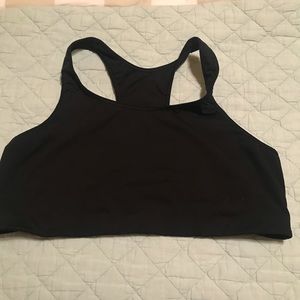 Black old navy sports bra